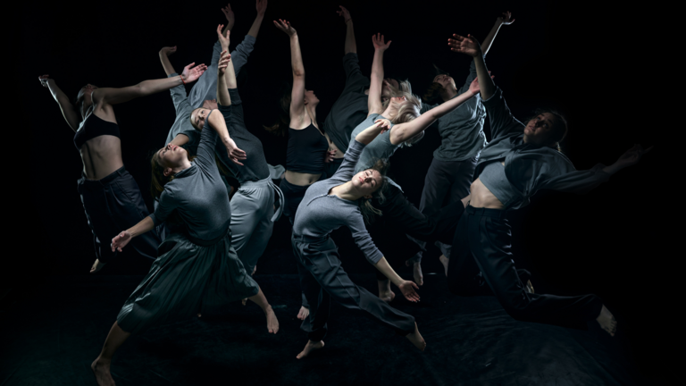 Cours de Danse contemporaine Adultes | Ze Art Studios Paris